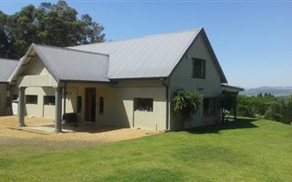 8.4 ha Farm in Lions River