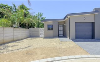 3 Bedroom House in Uitzicht