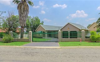 3 Bedroom House in Parkrand
