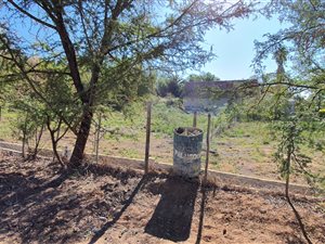 2049 m² Land available in Oudtshoorn