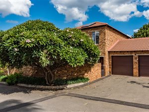 3 Bed Townhouse in Sundowner