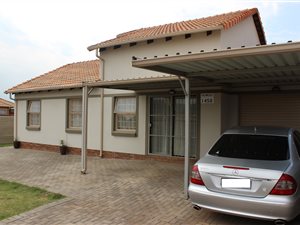 4 Bed House in Wespark