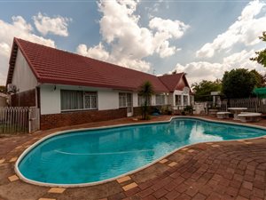 5 Bed House in Dewetshof