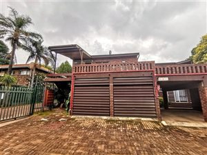 2 Bed Simplex in Lynnwood Manor