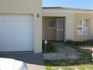 3 Bed House in Blue Downs
