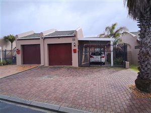 2 Bed Townhouse in Oakglen