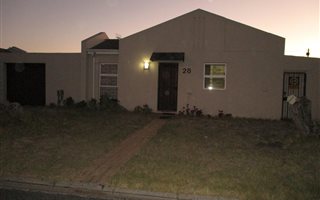 2 Bedroom House in Highbury