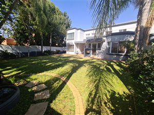 3 Bed House in Silver Lakes Golf Estate