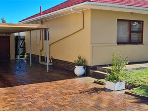 3 Bed House in Oakdale