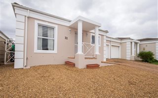 2 Bedroom House in Somerset Ridge