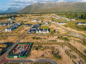 734 m² Land available in Val de Vie