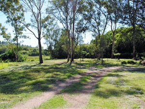 5148 m² Land available in Blue Hills Country Estate