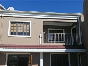 3 Bed Townhouse in Peacehaven