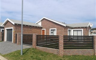 3 Bedroom House in Salisbury Park