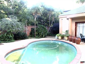 6 Bed House in Clubview