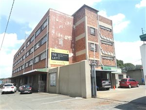 98 m² Industrial space in Denver