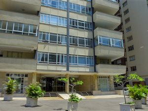 3 Bed Flat in North Beach