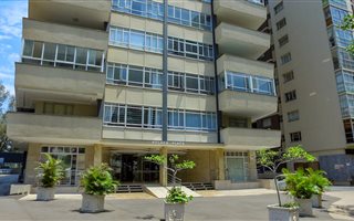 3 Bedroom Apartment in North Beach