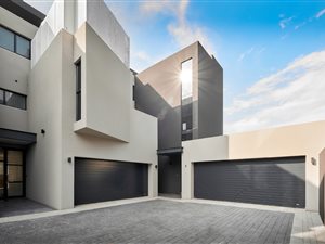 3 Bed Apartment in Melrose Estate