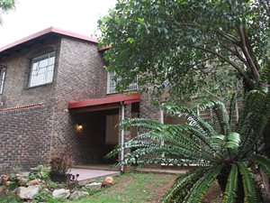 3 Bedroom Duplex in Bedford Park