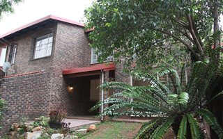 3 Bedroom Duplex in Bedford Park