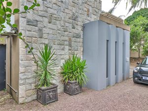 4 Bed House in Bonela