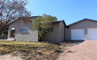 3 Bedroom House in Chartwell