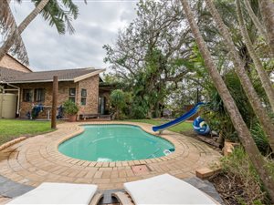 4 Bed House in Meerensee