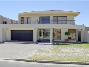 5 Bedroom House in Crawford