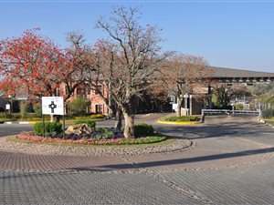 1074 m² Land available in Helderfontein Estate