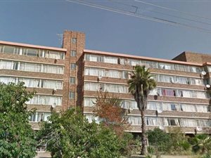 2 Bed Apartment in Sunnyside