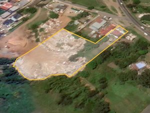 150 m² Commercial space in Shakaskraal