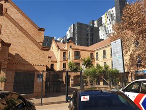 276 m² Commercial space in Hatfield