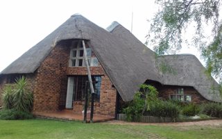 10000 ha Farm in Blue Hills