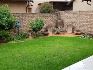 3 Bed Townhouse in Pomona