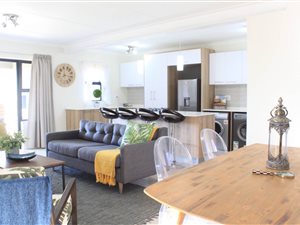 3 Bed Townhouse in Modderfontein