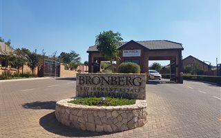 1 Bedroom Apartment in Bronberg