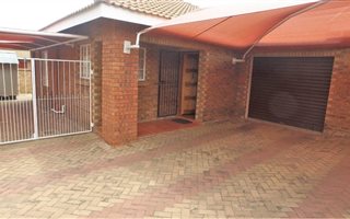 2 Bedroom Townhouse in Bendor