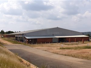 2300 m² Commercial space in Rietfontein