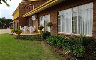 3 Bedroom Townhouse in Ottosdal