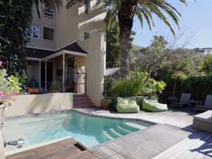 11 Bed House in Higgovale