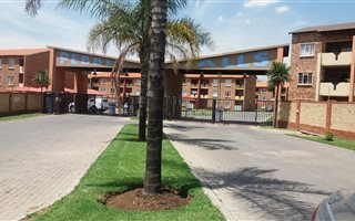 2 Bedroom Apartment in Boksburg Central