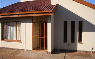 3 Bedroom House in Retswelele