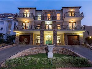 3 Bed House in Murrayfield