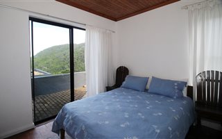 4 Bedroom House in Keurboomstrand
