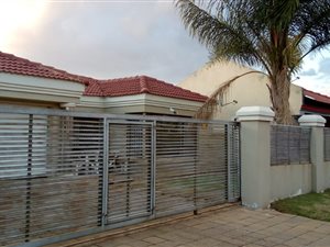 3 Bed House in Katlehong