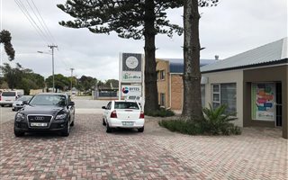 150 m² Office Space in Newton Park