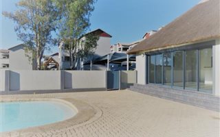 3 Bedroom Duplex in Honeydew