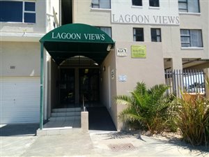 2 Bed Apartment in Milnerton Central