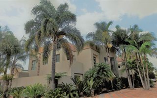 4 Bedroom House in Bendor